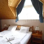 Millennium Homestay *