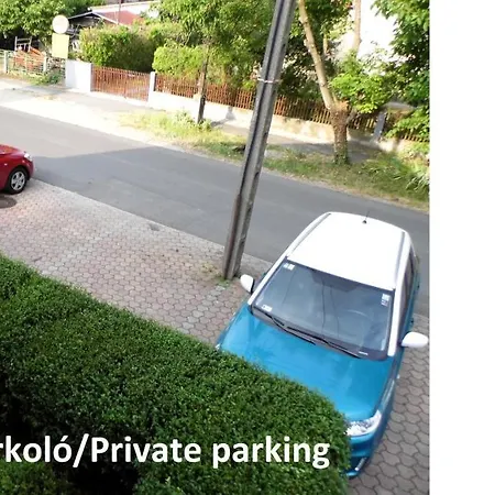 Δωμάτια σε οικογενειακή κατοικία Millennium