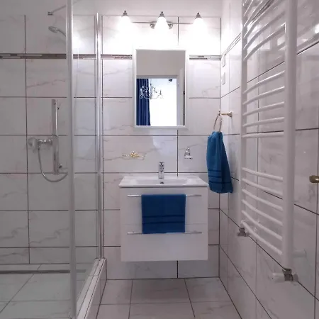 Millennium Δωμάτια σε οικογενειακή κατοικία *