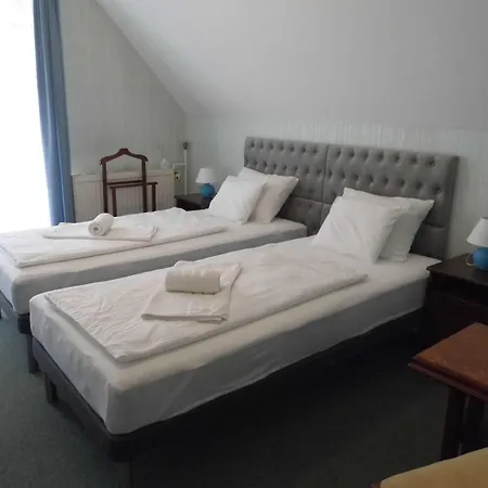 Millennium Δωμάτια σε οικογενειακή κατοικία *