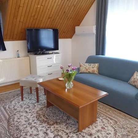 Millennium Homestay *